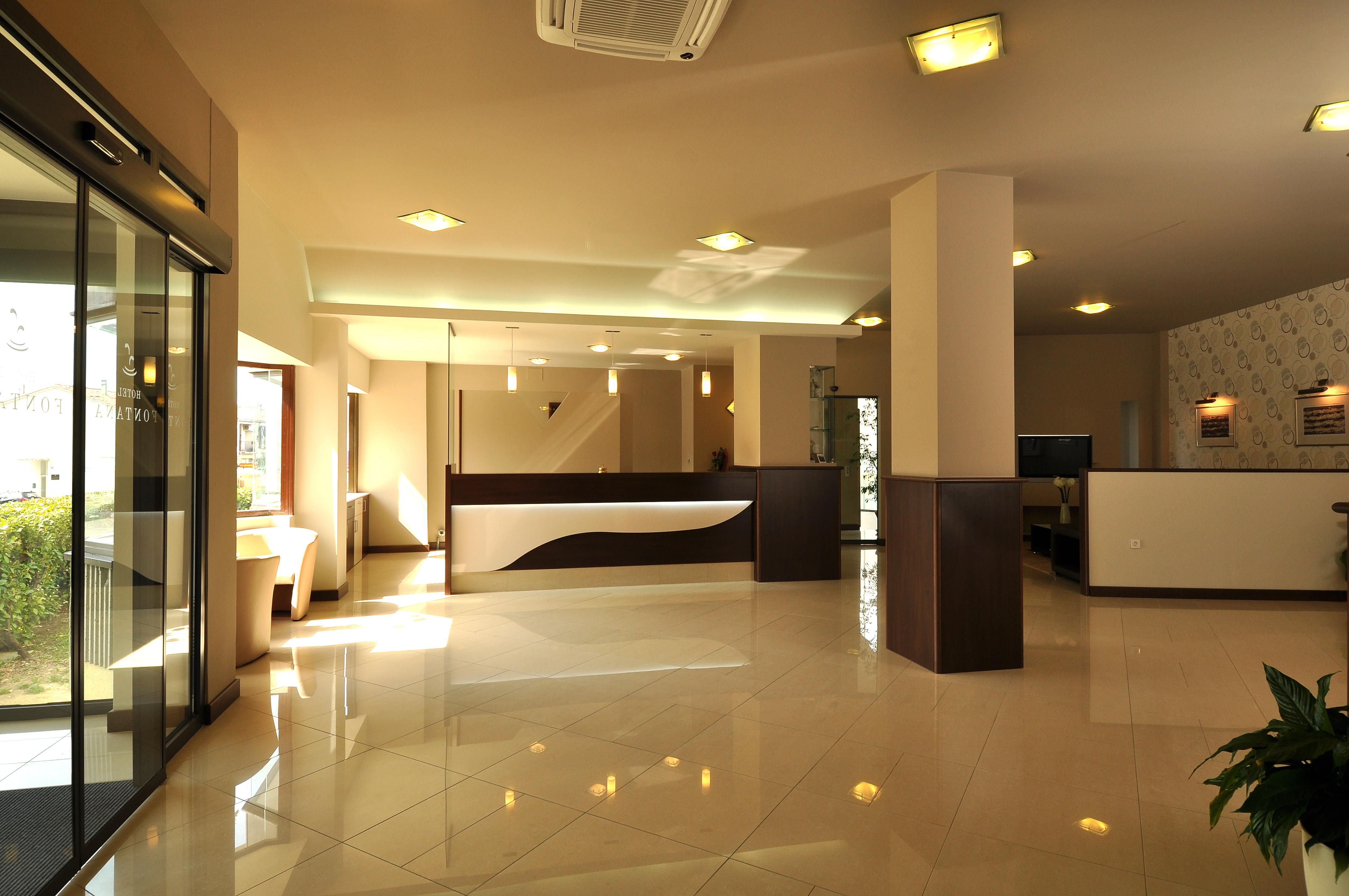 Hotel Fontana Buzet Luaran gambar