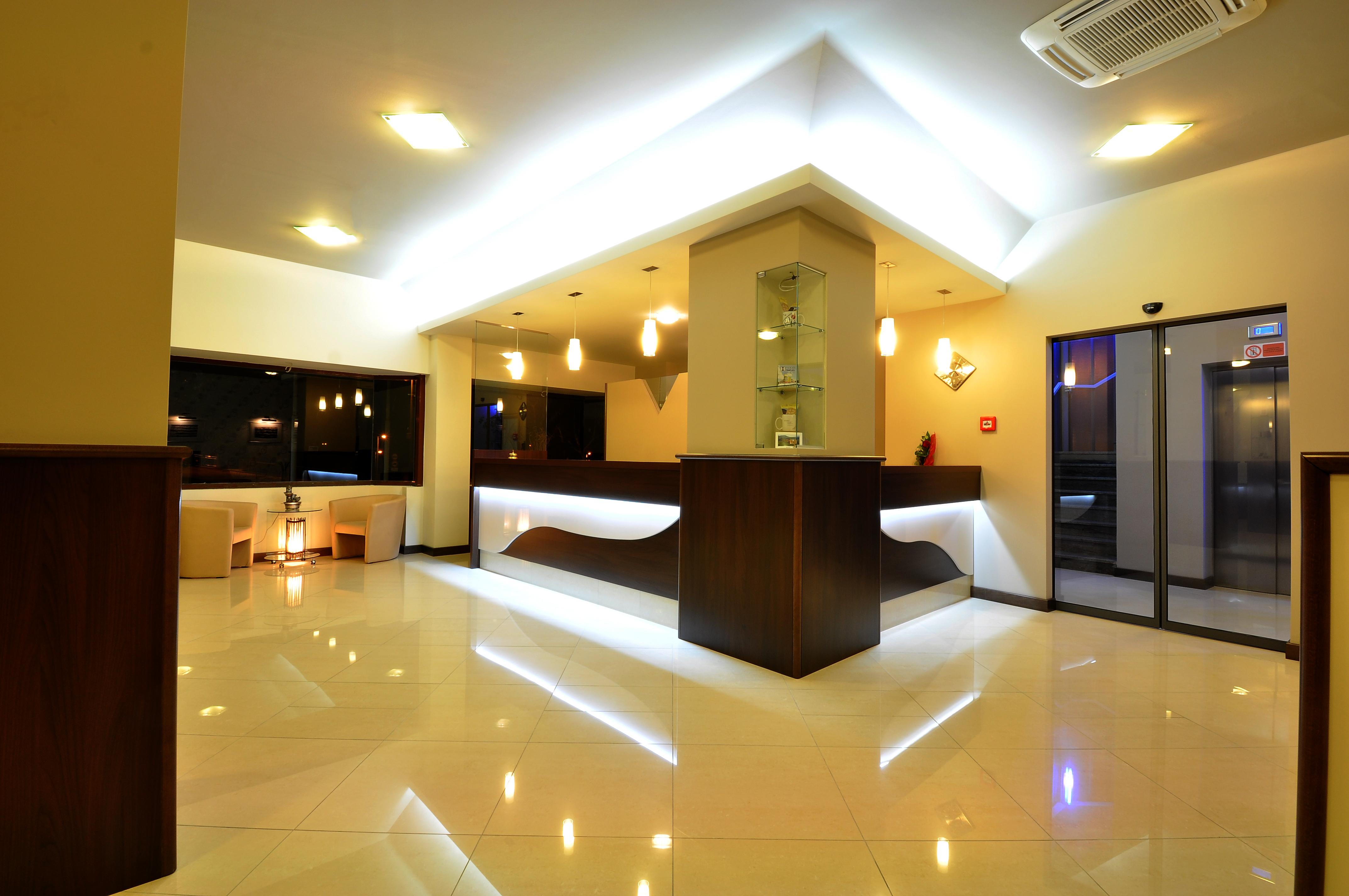 Hotel Fontana Buzet Luaran gambar