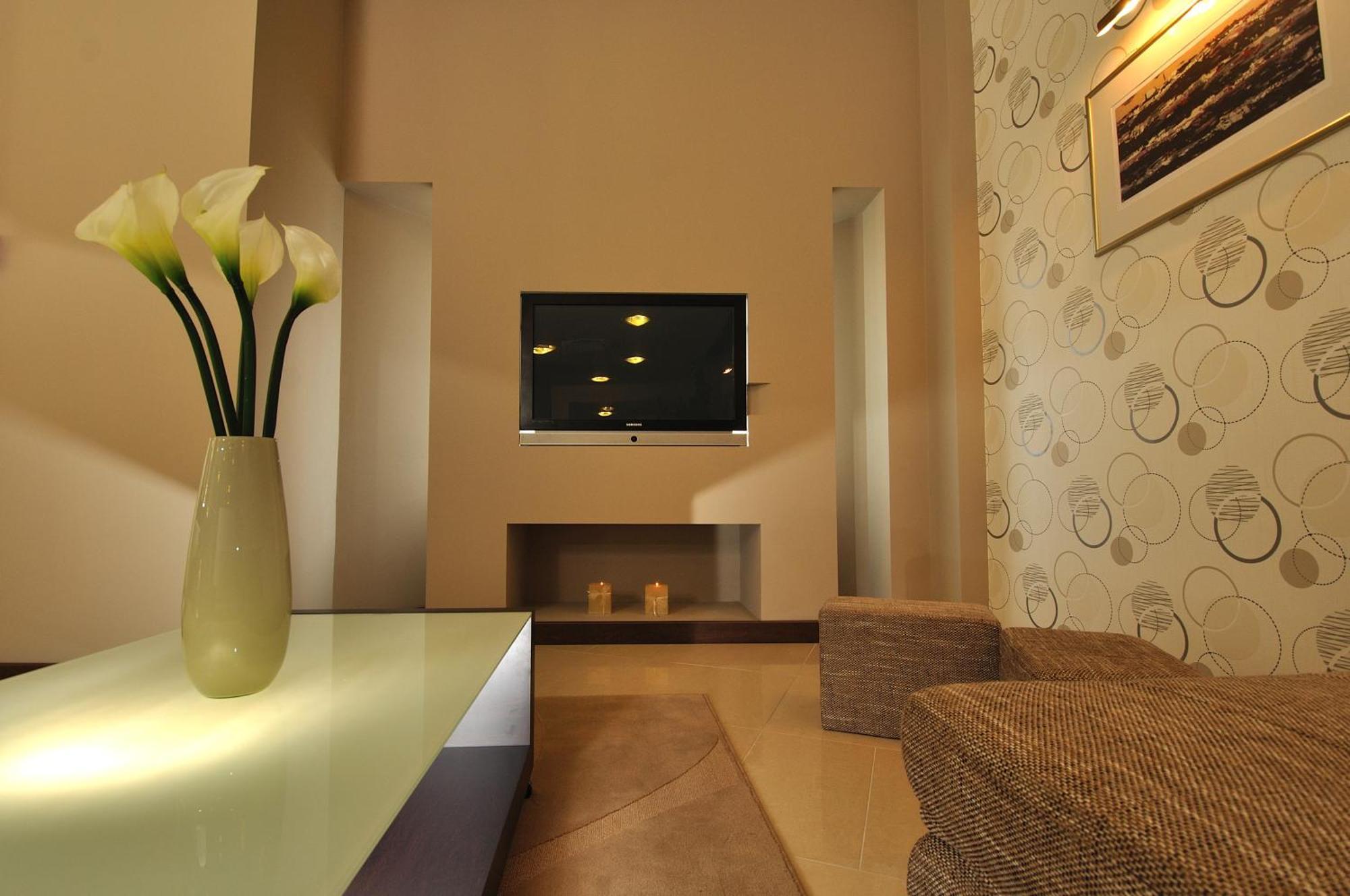 Hotel Fontana Buzet Luaran gambar