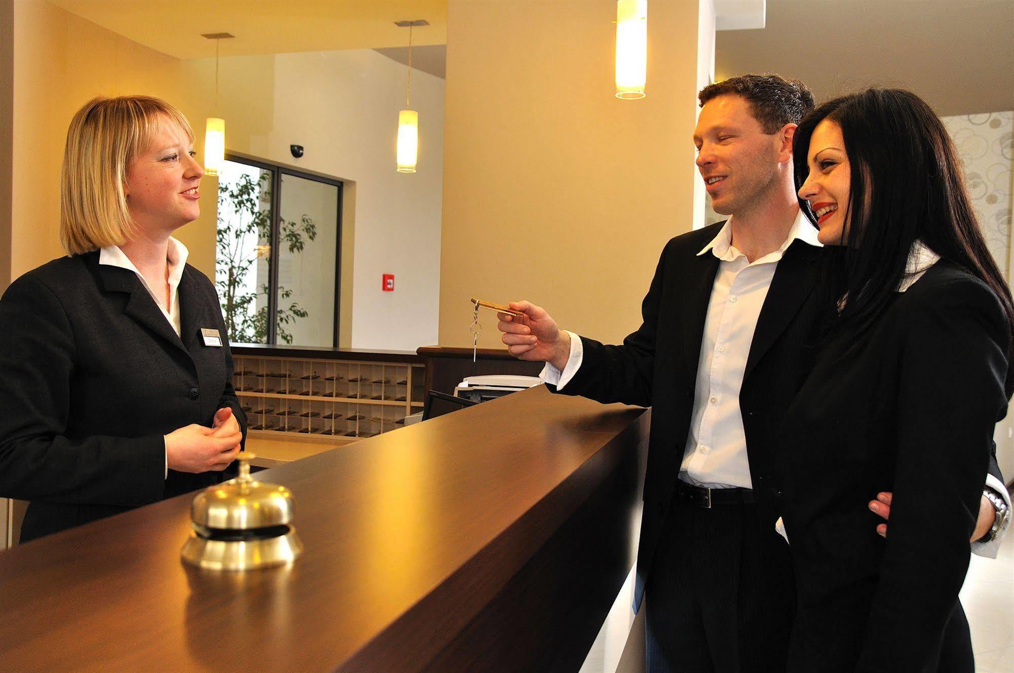 Hotel Fontana Buzet Luaran gambar